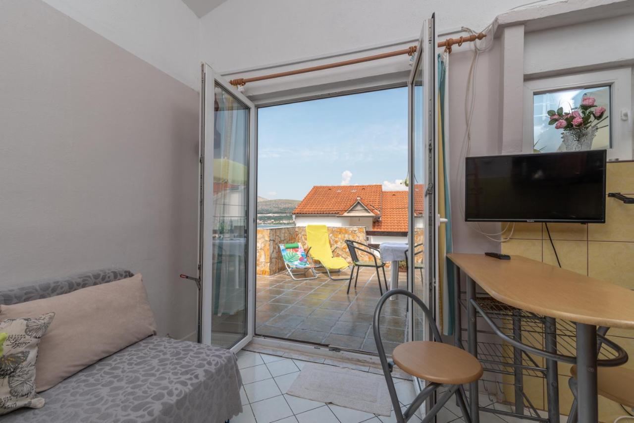 Apartmani Kate Trogir Exterior foto
